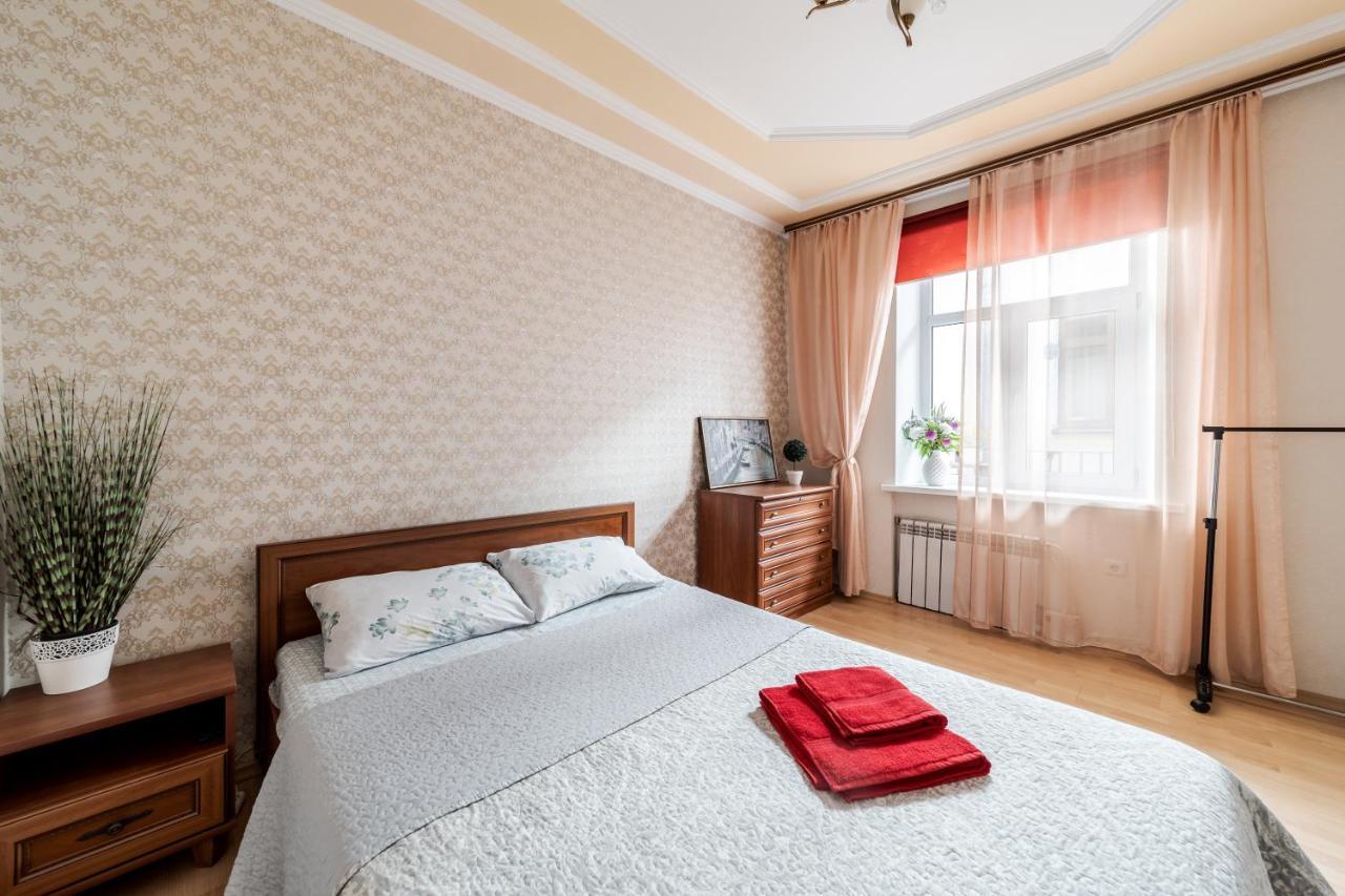 Central Apartments Rynok Leopoli Esterno foto