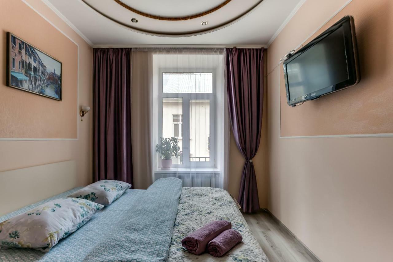 Central Apartments Rynok Leopoli Esterno foto